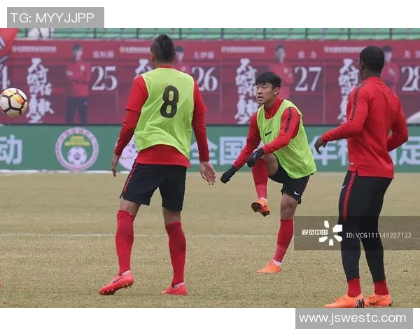 亚泰与富力精彩对决直播回放全程回顾及精彩瞬间分析