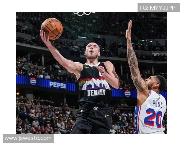 恩比德领衔76人挑战掘金球队争夺季后赛关键胜利