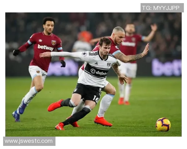 维拉与博尔盾的精彩对决揭示英超新赛季的竞争格局与球队实力分析