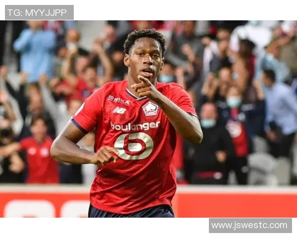 里尔与里昂的比赛结果及精彩瞬间回顾分析