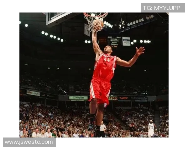 爱德华篮球明星的成长之路与辉煌成就探秘